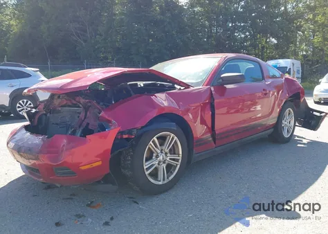 2012 Ford Mustang V6 z USA, uszkodzony, nr VIN 1ZVBP8AM8C5284518